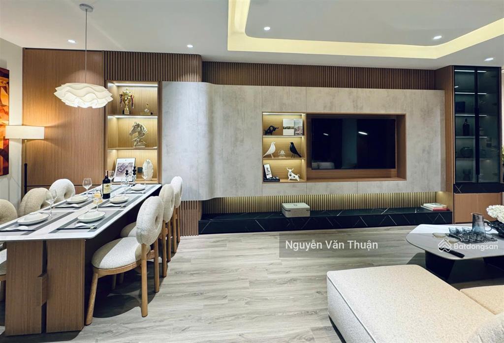 Cập nhật quỹ căn bán 2 và 3 ngủ giá tốt nhất thị trường chung cư paragon cầu giấy.  0937 466 ***