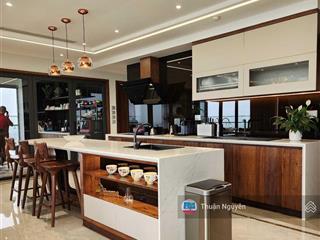 Chính chủ bán căn hộ 3 phòng ngủ 158m2 chung cư md complex mỹ đình. nội thất cao cấp có slot ô tô