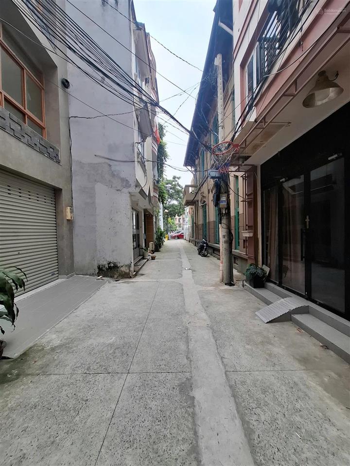 Cho thuê biệt thự mặt tiền võ thị sáu quận 3. vị trí trung tâm q3, tuyến đường kinh doanh sầm uất