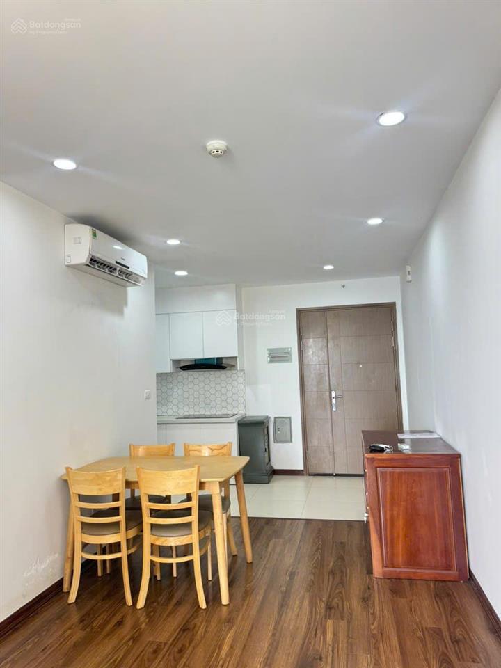 Bán gấp căn đông nam 2pn, 74m2, đủ đồ, giá nhỉnh 6 tỷ tại chung cư golden field.  0968 748 ***