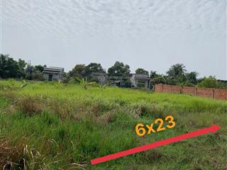 Đất hòa khánh đông, giáp tt đức hòa, 1 sẹc ra đường số 1, 6x23m, 138m2 thổ cư, sổ hồng, 720 triệu