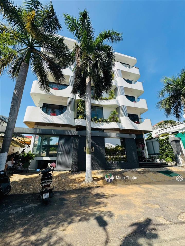 Khuôn đất siêu đẹp  góc 2 mặt tiền view sông. an phú  đg 20m  37x21m  hầm 7 tầng  giá 133tr/m2