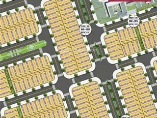 Đất gần trường fpt, lô hướng tây lô ngã 3 giá rẻ tốt nhất !.rất đẹp xây căn hộ và định cư