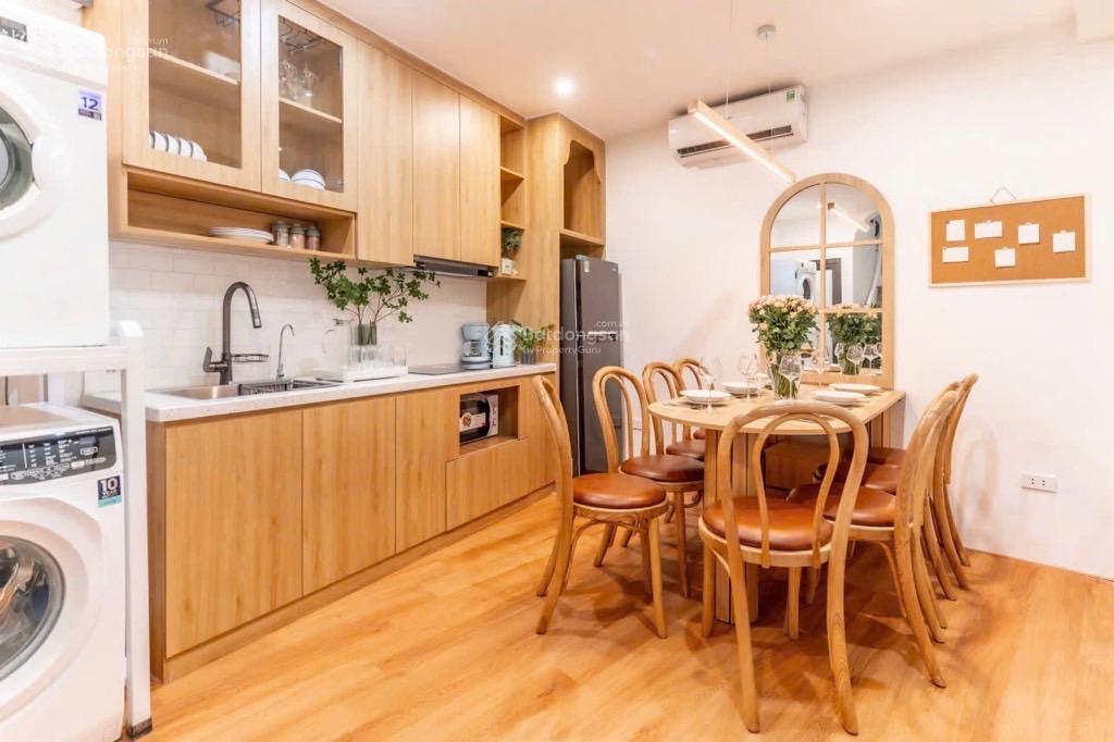 Nhà dòng tiền lõi hoàn kiếm phố hai bà trưng 4tầng thu nhập 60triệu/tháng chào 9,79 tỷ .