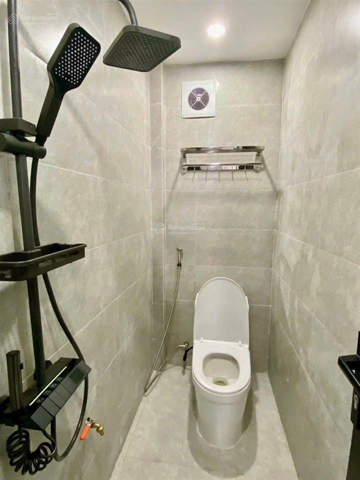 Bán nhà 2 tầng mái bằng kiên cố