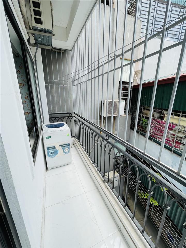 Phòng lô góc hơn 5 triệu lê duẩn hồ 3 mẫu tt hà nội nội thất full view đẹp