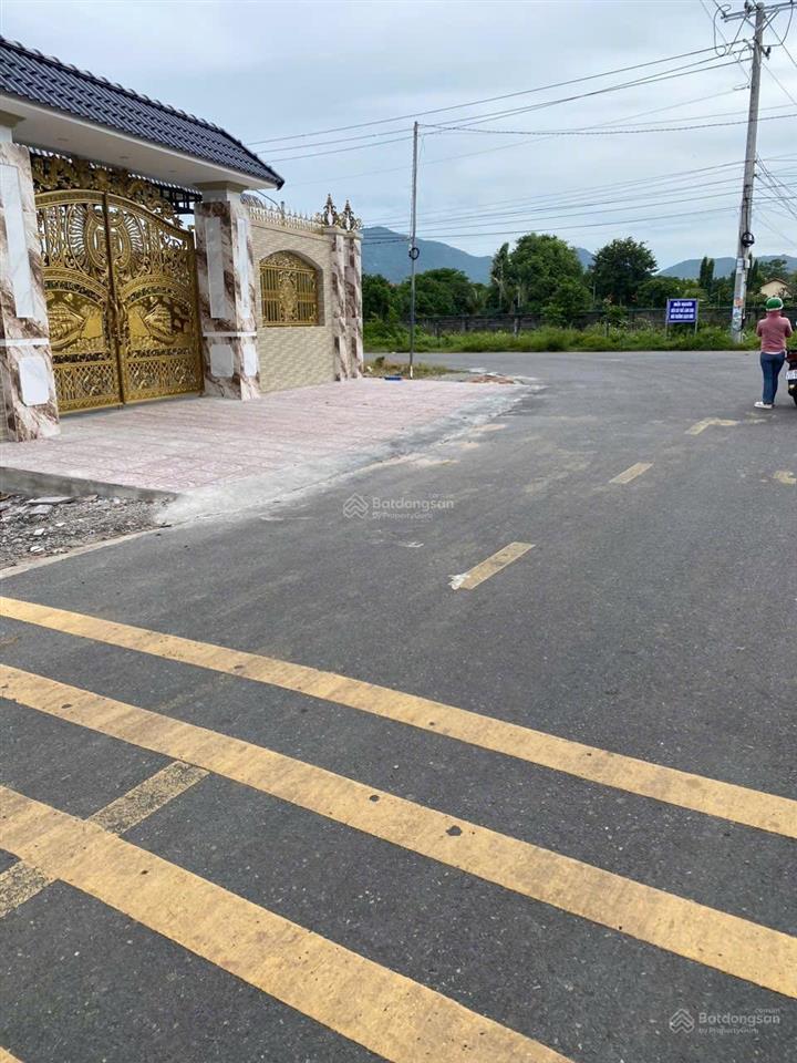 Bán 1,3ha vườn trái cây long mỹphước hải gần hồ sở bông.