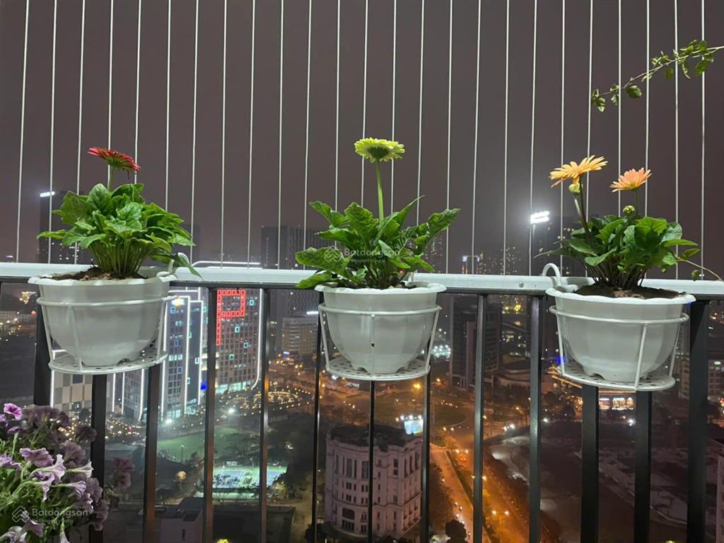 Chính chủ cần bán nhanh căn hộ 3pn +1 nội thất full đồ tại dự án the park home  0775 190 ***