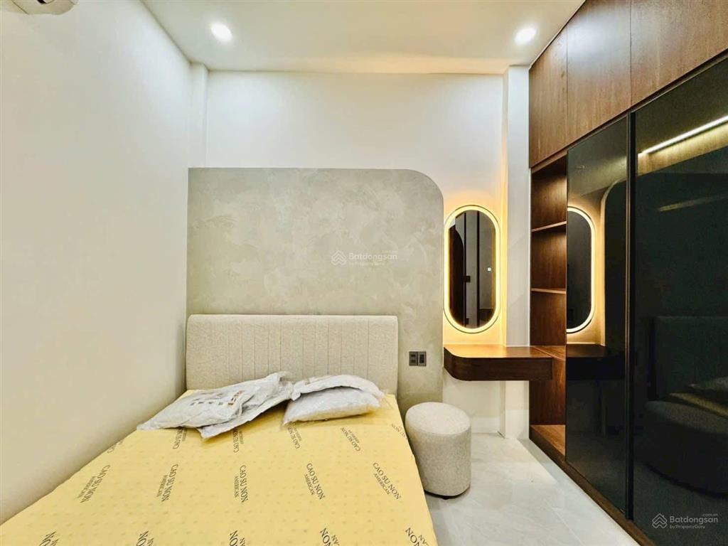 Thanh lý cuối năm nhà tôn thất thuyếtquận 4 giá 1tỷ780 nhà mới dọn vào ở ngay, sổ hồng riêng