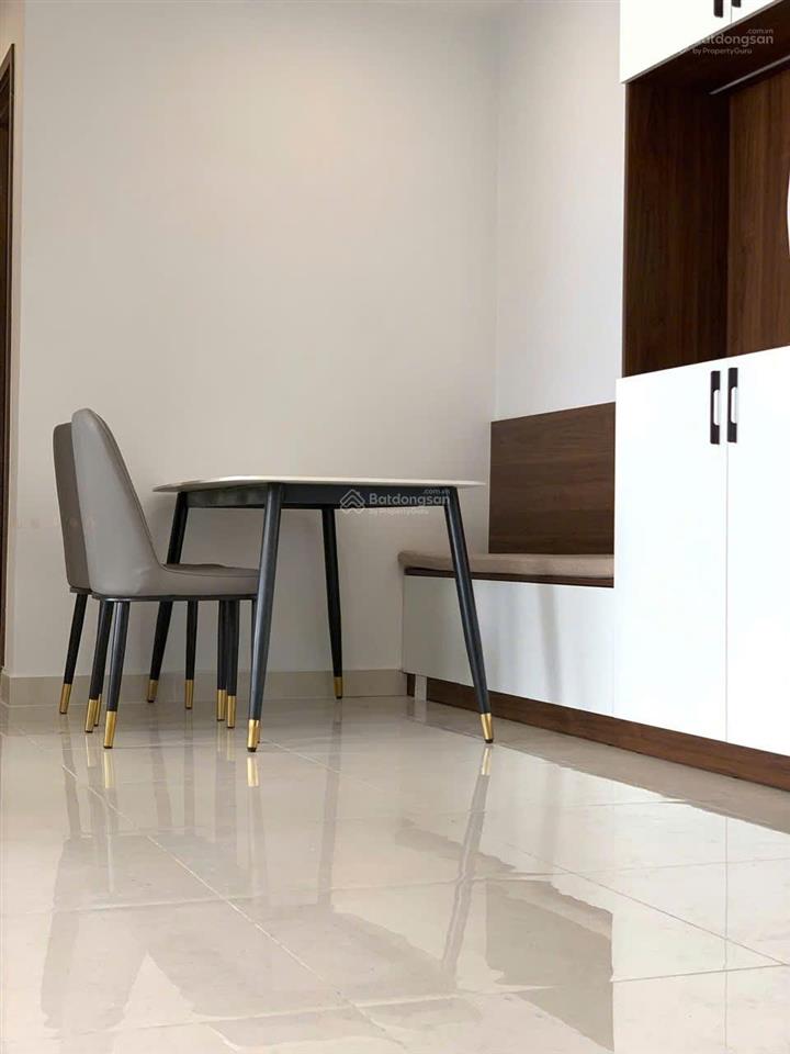 Chung cư rivera park, thành thái, q10 95m2, 2p ngủ, nt cao cấp, 20triệu