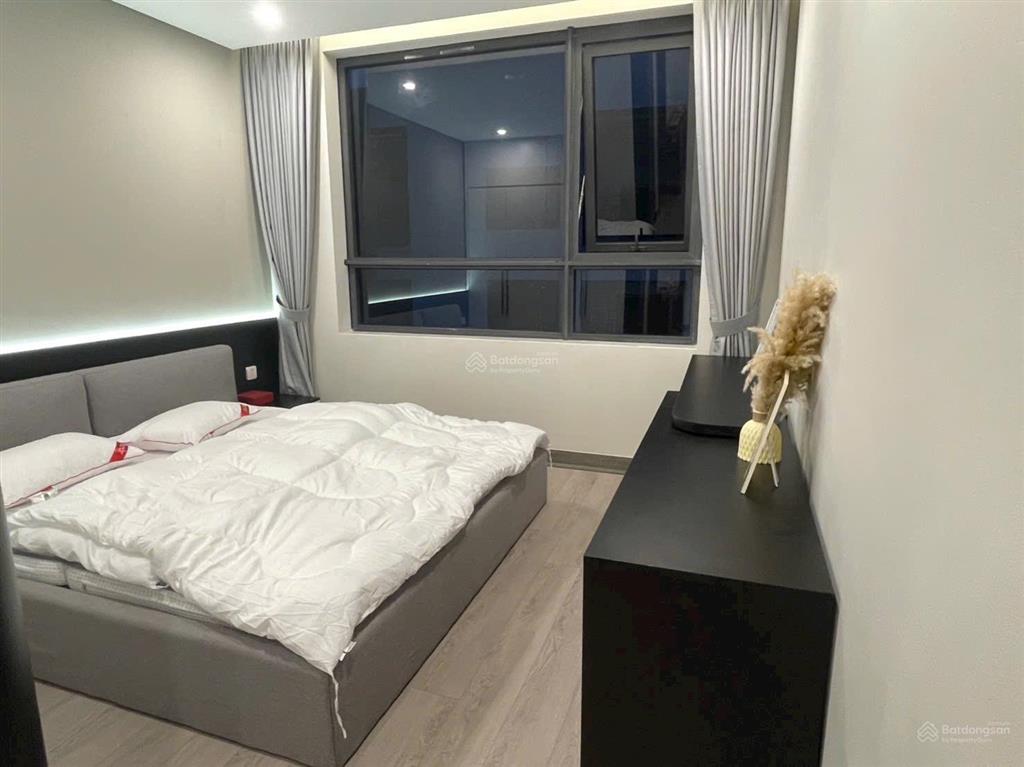 Cho thuê chcc sunshine centrer  mỹ đình, 118m2 , 2pn, 1đn, 2wc.full nội thất. giá chỉ 18tr/th