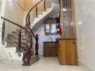 Nhà hồng mai 28m  mt 5m  5tầng  6,85tỷ ngõ nông  kinh doanh đỉnh
sổ đỏ sẵn két