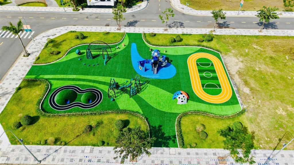 The solia đất nền mặt tiền vành đai 4