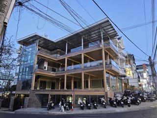 Chính chủ cho thuê nhà 2 mặt tiền nguyễn công trứ, 1.200m², 17 phòng, cho cải tạo