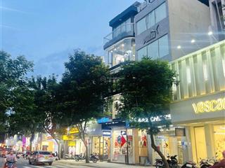 Giảm 600tỏi cho mặt tiền kinh doanh  khu trung tâm lê văn sỹ, q.3  45m2 sổ a4  xe hơi vào nhà