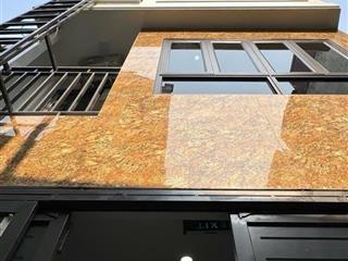 Bán nhà phố giảng võ thông vũ thạnh  gần ô tô  7 tầng mới tinh  lô góc  thang máy xịn  dân trí