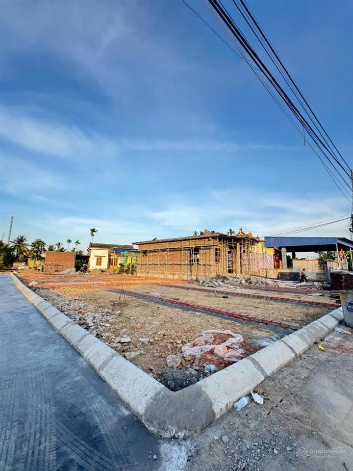 Mặt đường cao nhân rộng 6m, thông các ngả