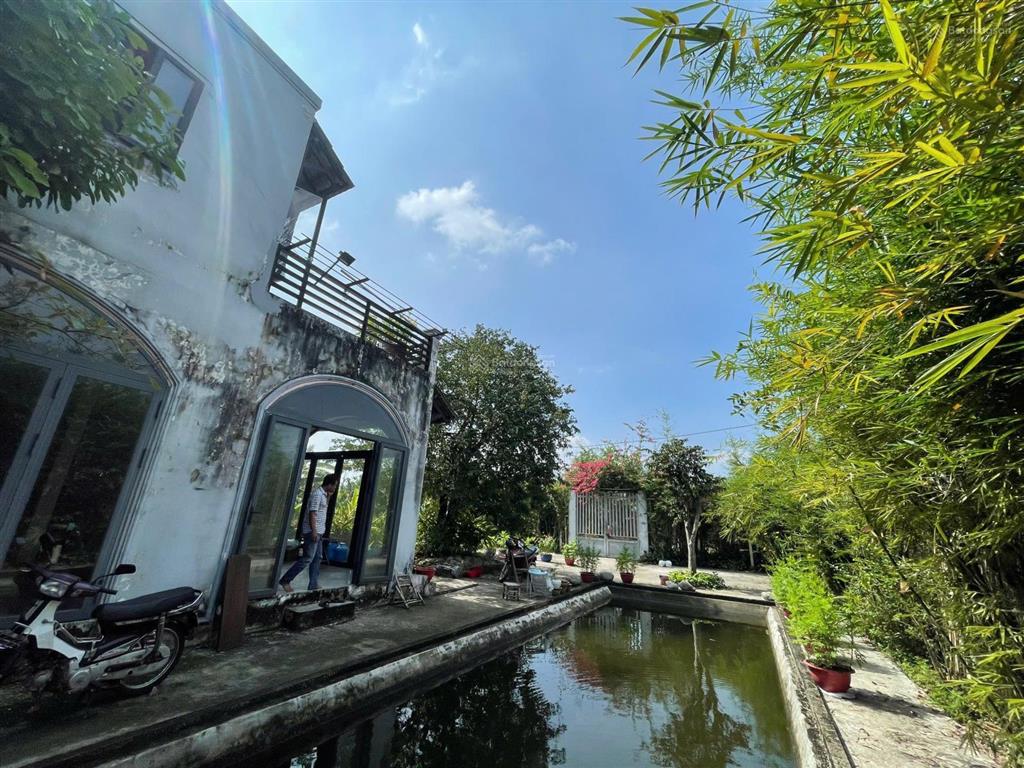 Chính chủ bán đất tặng nhà biệt thự vườn gần 3000m2