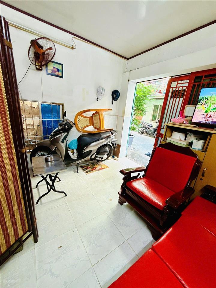 Bán nhà 2pn, 1wc, 3,35 tỷ, 27m2 tại dương bá trạc, p1, q8, hcm xem ngay!