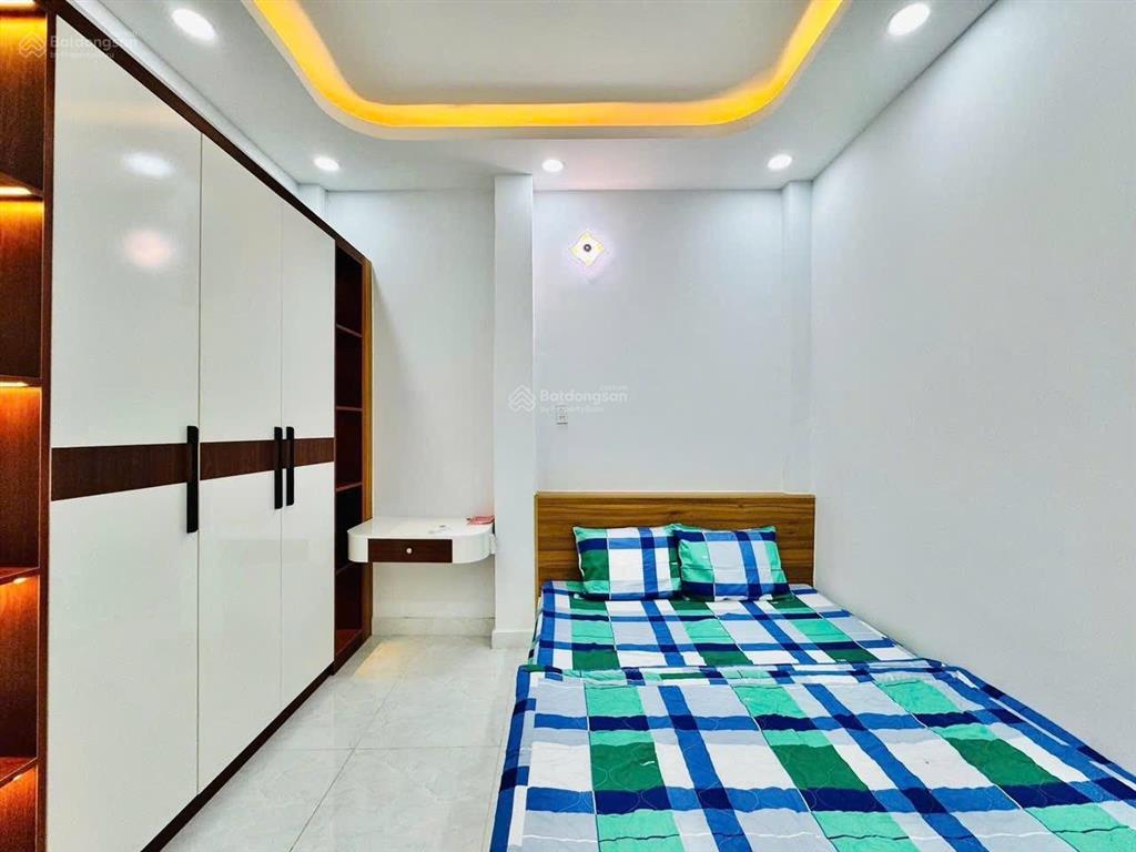 Bán nhà riêng tại lê văn duyệt, 5,6 tỷ, 46 m2, giá cực chất