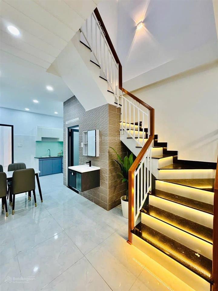 Bán nhà riêng tại lê văn duyệt, 5,6 tỷ, 46 m2, giá cực chất