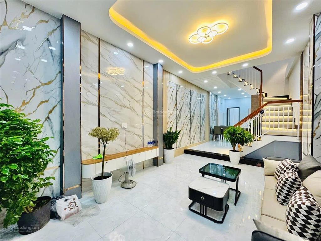 Bán nhà riêng tại lê văn duyệt, 5,6 tỷ, 46 m2, giá cực chất
