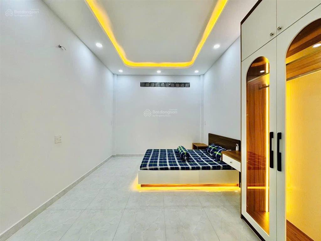 Bán nhà riêng tại lê văn duyệt, 5,6 tỷ, 46 m2, giá cực chất