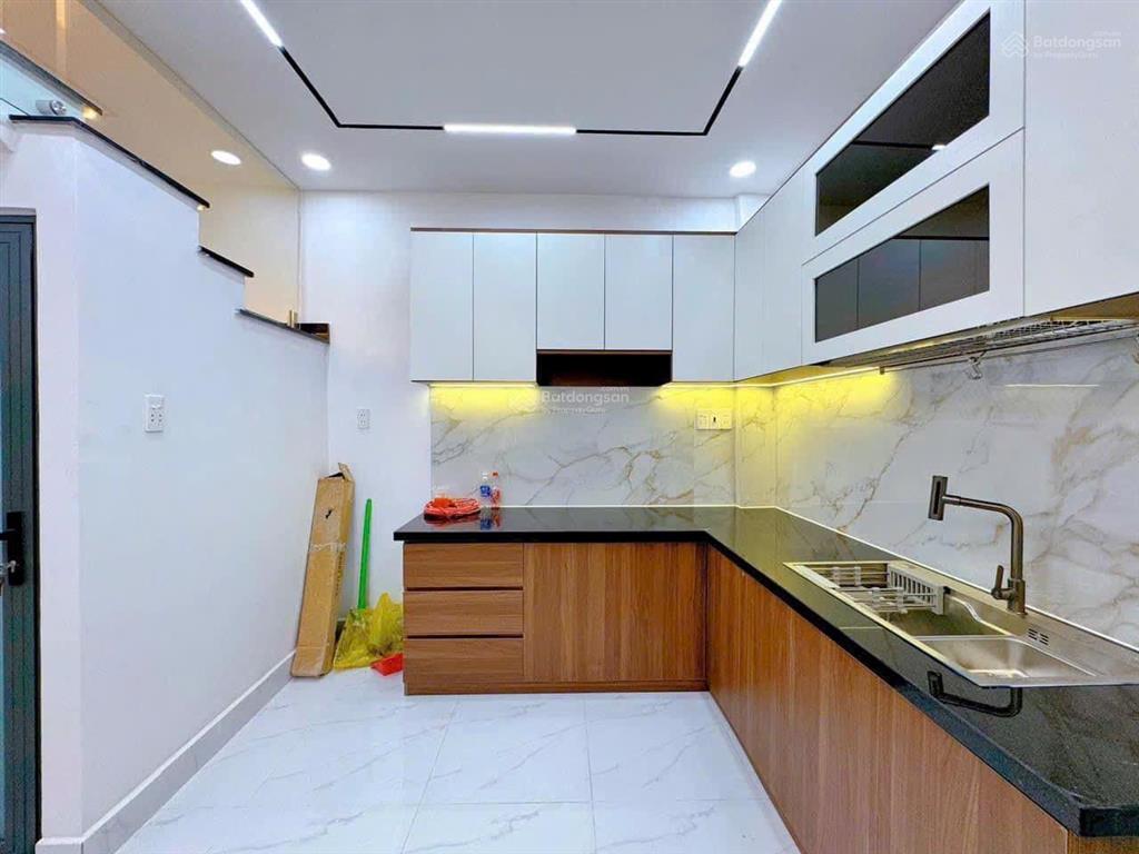 Bán gấp nr 3pn 3wc 54m2 ở lê quang định, bình thạnh