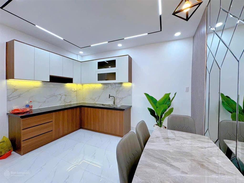 Bán gấp nr 3pn 3wc 54m2 ở lê quang định, bình thạnh