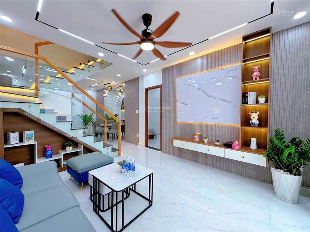 Bán gấp nr 3pn 3wc 54m2 ở lê quang định, bình thạnh