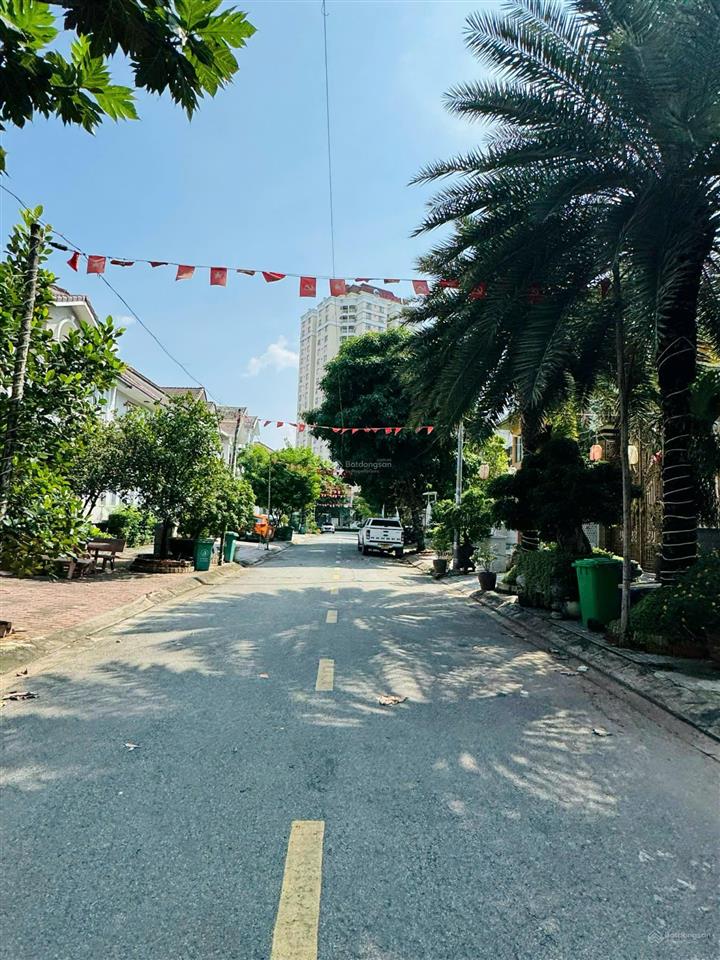 Bán mt đường số 18, an phú, q2. dt 12x25m, hầm, 4 tầng, sàn gần 1000m2, hđt 110 tr/th. bán 45 tỷ