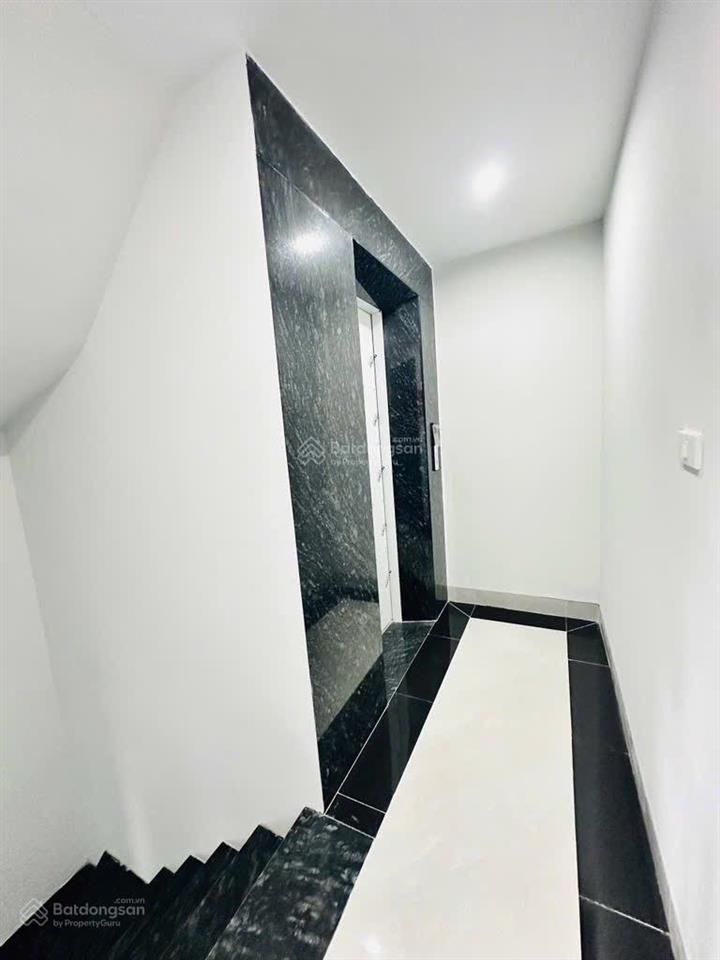 Bán nhà đông ngạc 54m2, 6 tầng, ô tô, gần chợ. 9.79 tỷ. full nội thất đẹp, nhà mới.  0369 316 ***