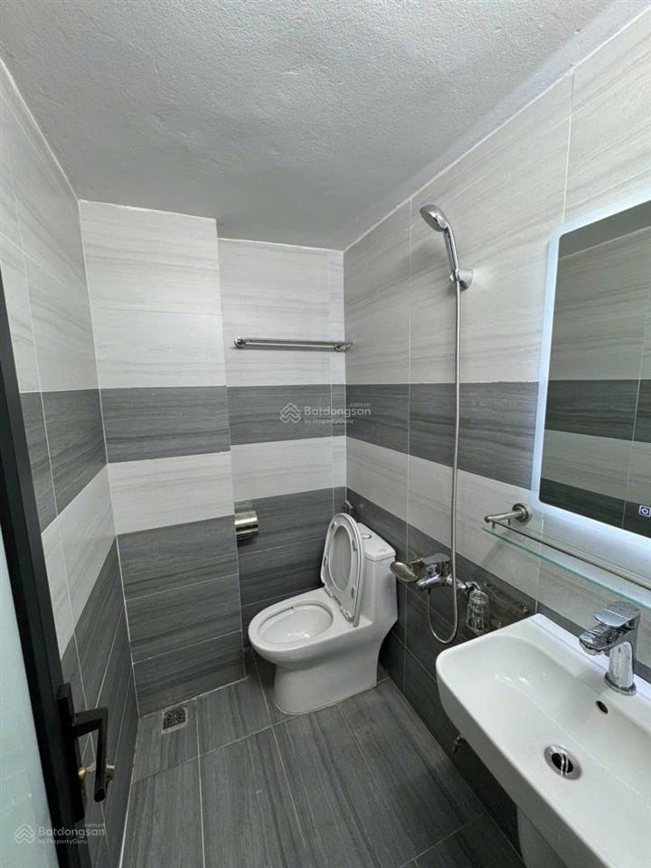 Bán nhà riêng tại xuân thủy, ngõ ô tô