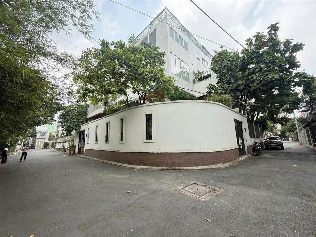 Bán nhà biệt thự 1073/88 cách mạng tháng 8 430.5m² (ngang 18m, dài 24m) 4 tầng hồ bơi  90 tỷ