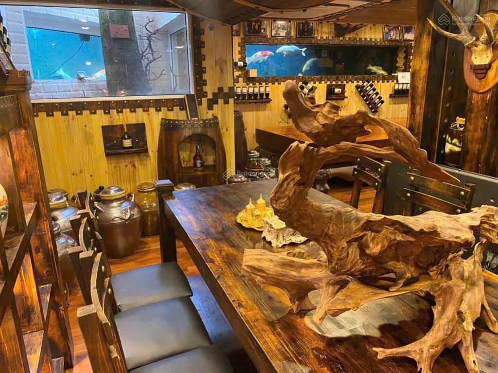 Bán nhà biệt thự 1073/88 cách mạng tháng 8 430.5m² (ngang 18m, dài 24m) 4 tầng hồ bơi  90 tỷ