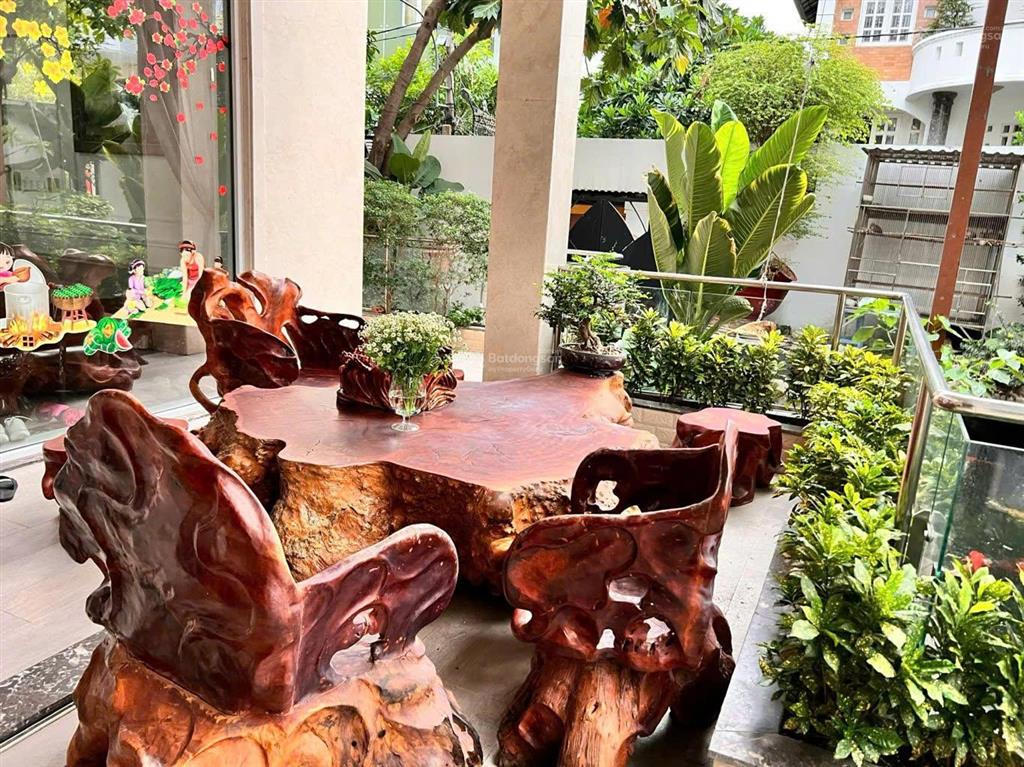 Bán nhà biệt thự 1073/88 cách mạng tháng 8 430.5m² (ngang 18m, dài 24m) 4 tầng hồ bơi  90 tỷ