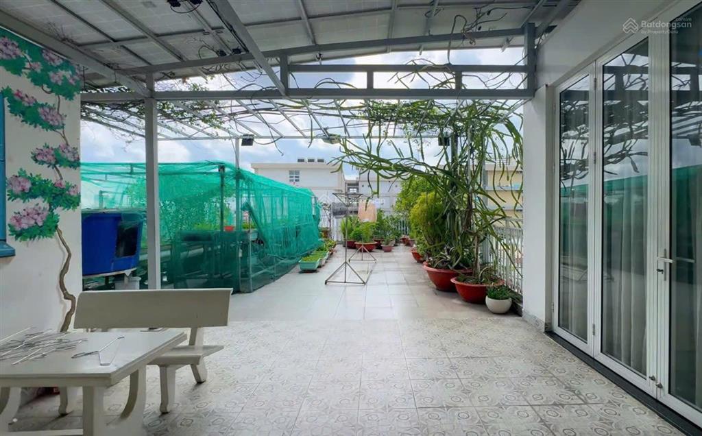Bán nhà biệt thự 1073/88 cách mạng tháng 8 430.5m² (ngang 18m, dài 24m) 4 tầng hồ bơi  90 tỷ