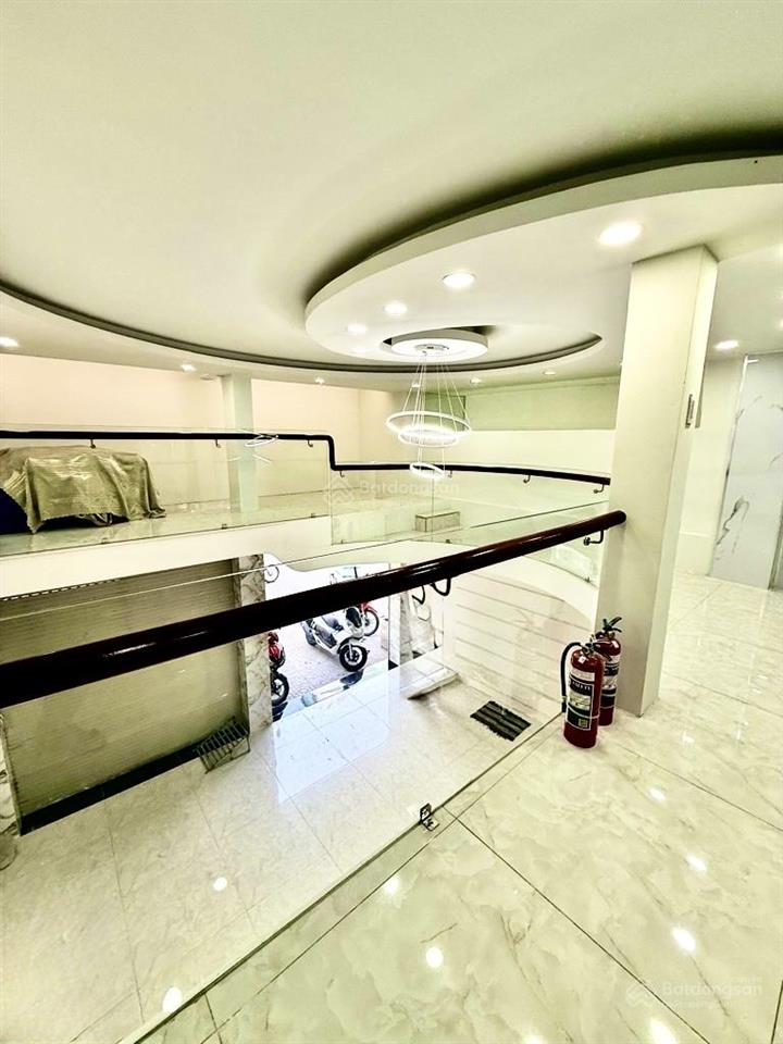 Nhà mặt tiền nguyễn đình chiểu (2 chiều), sổ đẹp  6.2x10.5 (52/56m2), 5 tầng  36tỷ