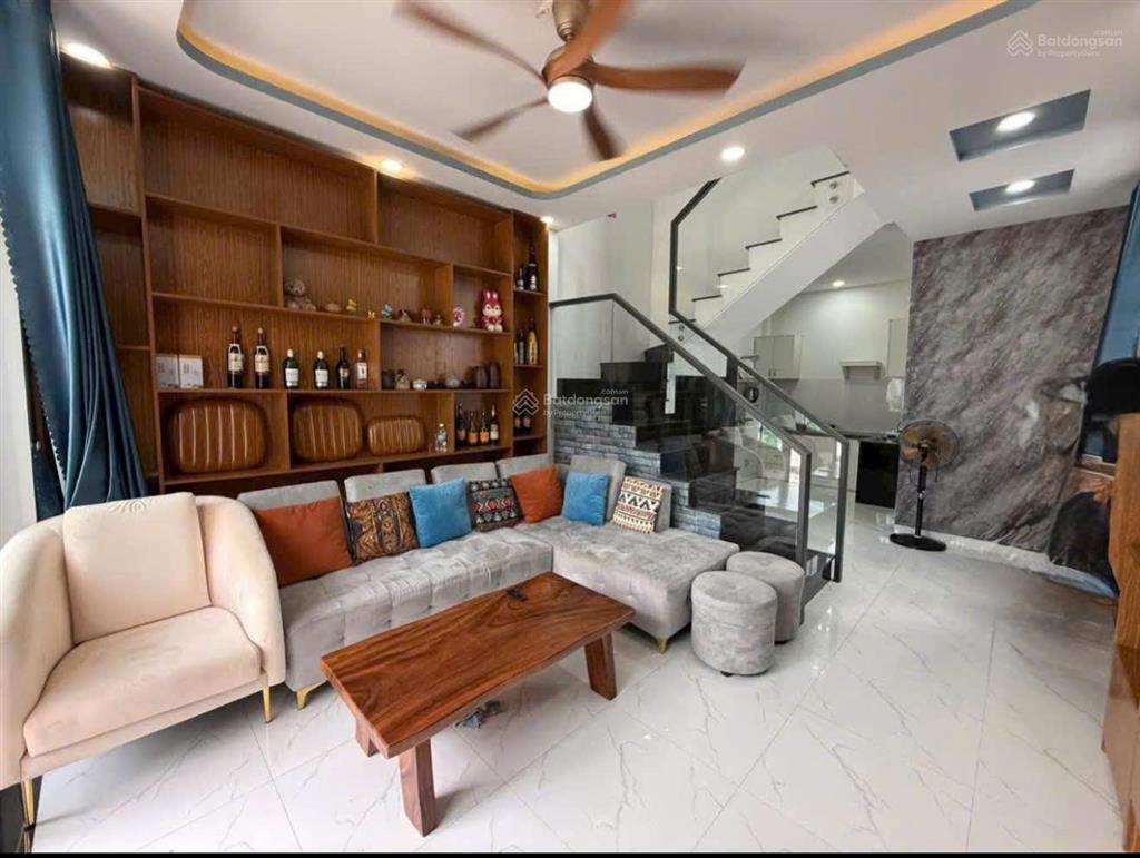 Bán nhà(gần biển)góc 2 mtdt44m22tầng2pnôtô đậu cửavĩnh hoànha trangchỉ 3ty5