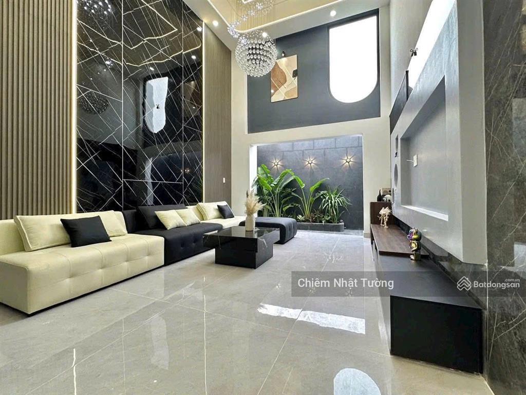 Nhà bán đẹp lung linh hẻm xe tải thông, 5 tầng kiên cố, 4m x 16m (64m2) giáp tên lửa aeon bình tân,