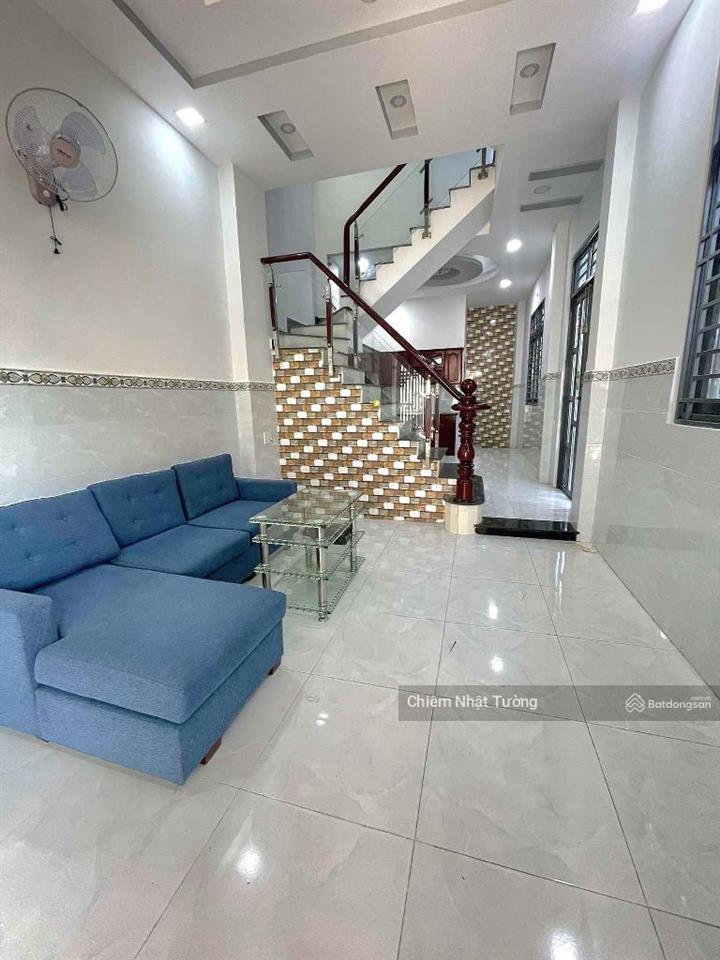 Nhà bán hẻm xe hơi đỗ cửa, 4 tầng kiên cố, 5m x 14m(70m2) giáp tên lửa aeon bình tân, giá 6,1ty tl