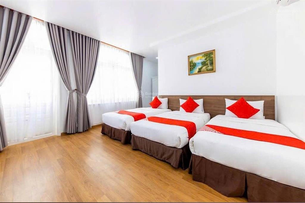 Bán khách sạn 7 tầng mặt tiền
nguyễn thiện thuật | khu phố tây nha trang