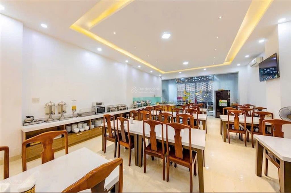 Bán khách sạn 7 tầng mặt tiền
nguyễn thiện thuật | khu phố tây nha trang