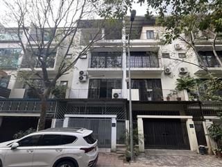 Cho thuê liền kề 4 tầng 18 triệu/tháng