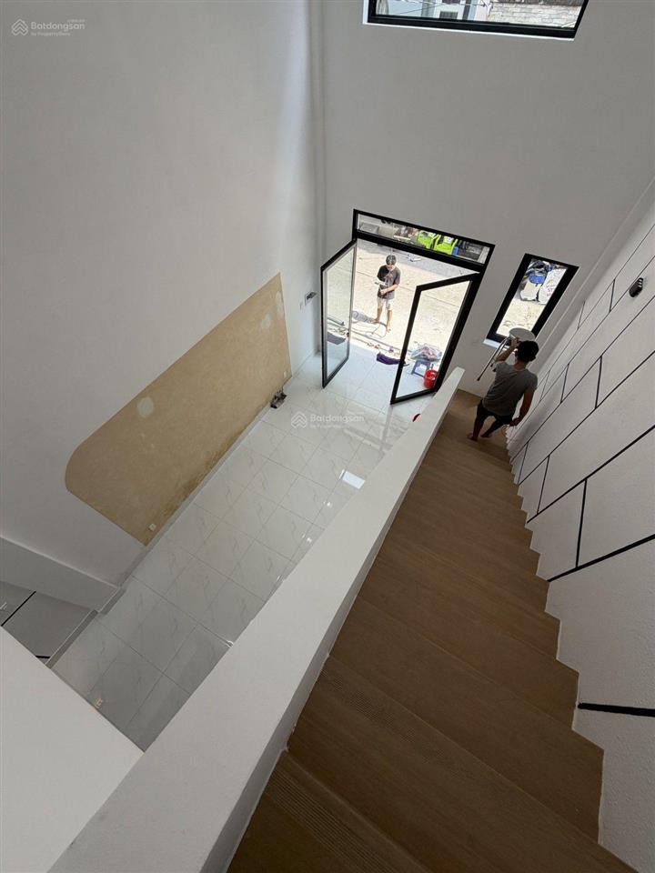 Bán nhà đường mã lò  đường 6m thông  nhỉnh 4 tỷ