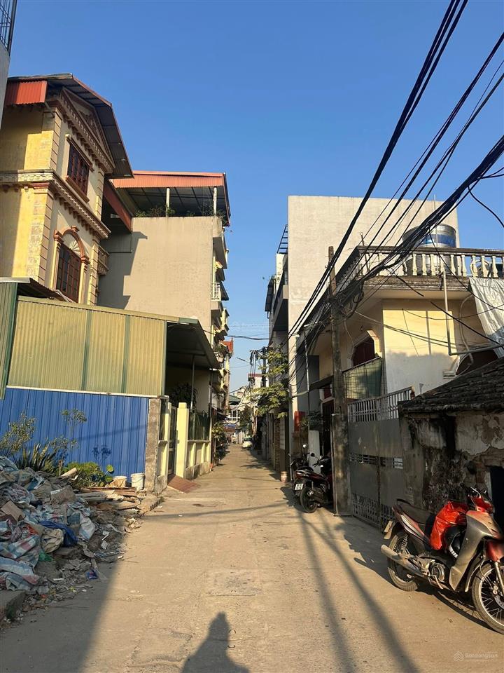 Bán nhà 3 tầng oto đỗ cửa tứ hiêp. nhà dân xây. chỉ 6.1x tỷ