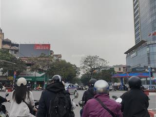 Bán nhà dòng tiền nguyễn khánh toàn 45m2 7 tầng 10 phòng full nội thất giá 17 tỷ