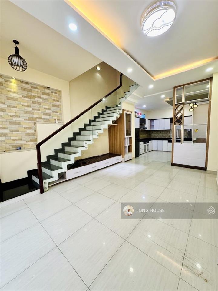 Bán nhà nguyễn đình chính, 58.3m2, 4 tầng, ngang 4.3m sổ đẹp, nở hậu tài lộc