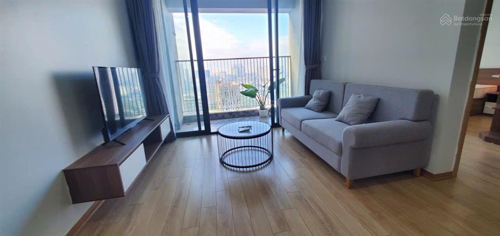 Bán căn 2 ngủ tầng trung, full nt tòa bonanza duy tân  giá rẻ nhất thị trường.  09878525