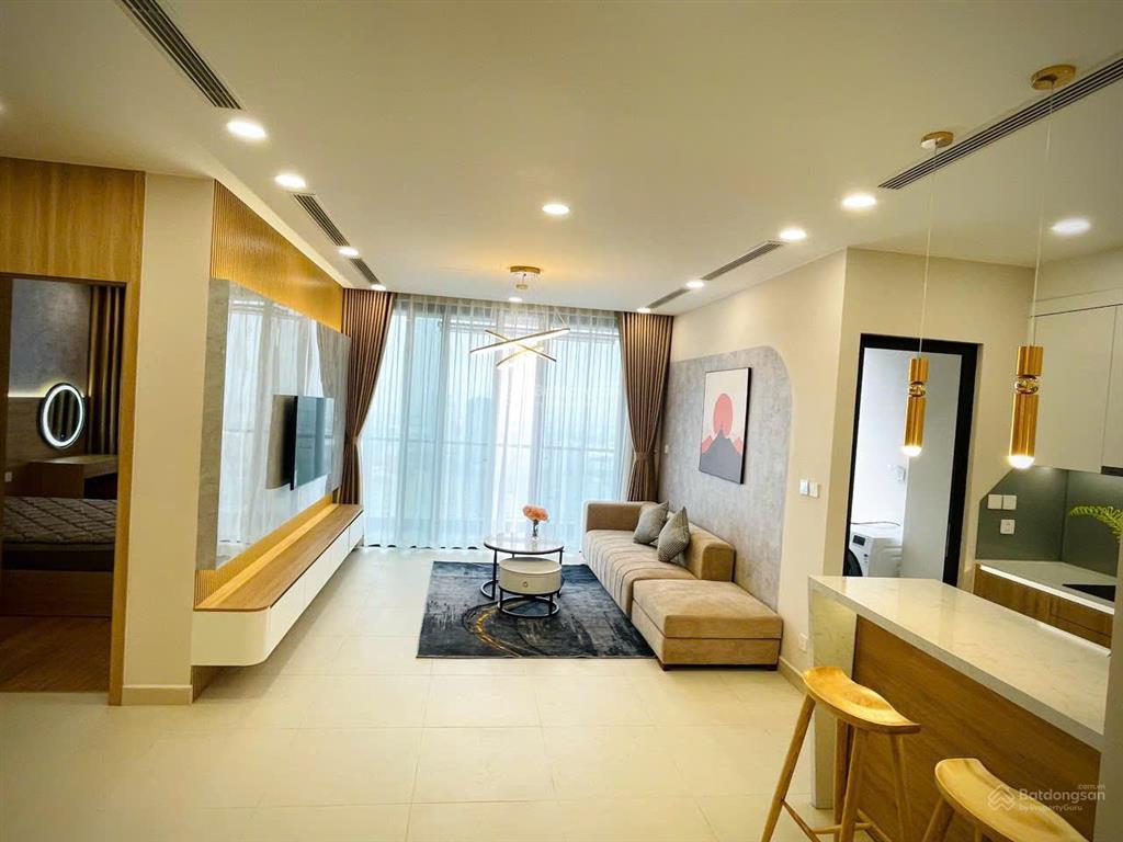 Anh chị nhà em do chuyển công tác cần cho thuê lại căn hộ đang ở tại the zei tk 3pn chỉ 22tr thôi ạ